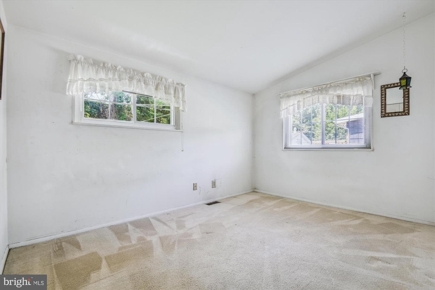 2907 Lightfoot Drive photo 10