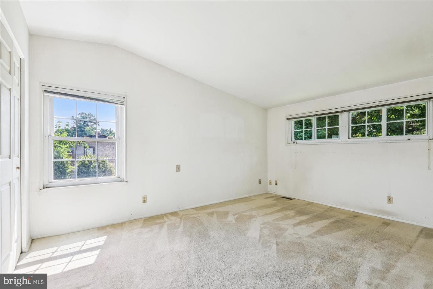 2907 Lightfoot Drive photo 12