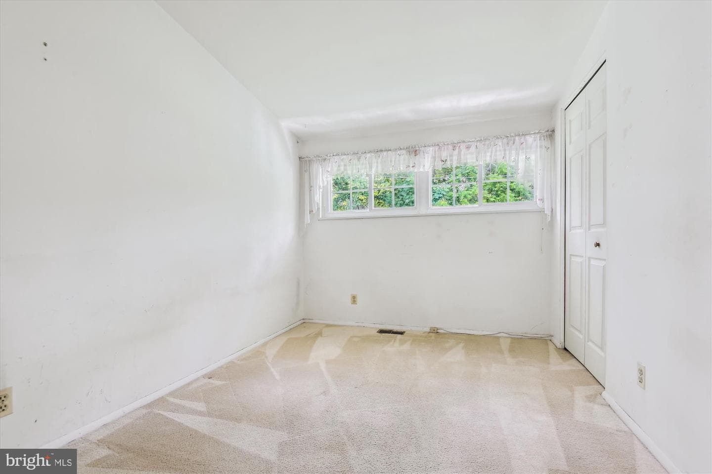 2907 Lightfoot Drive photo 13
