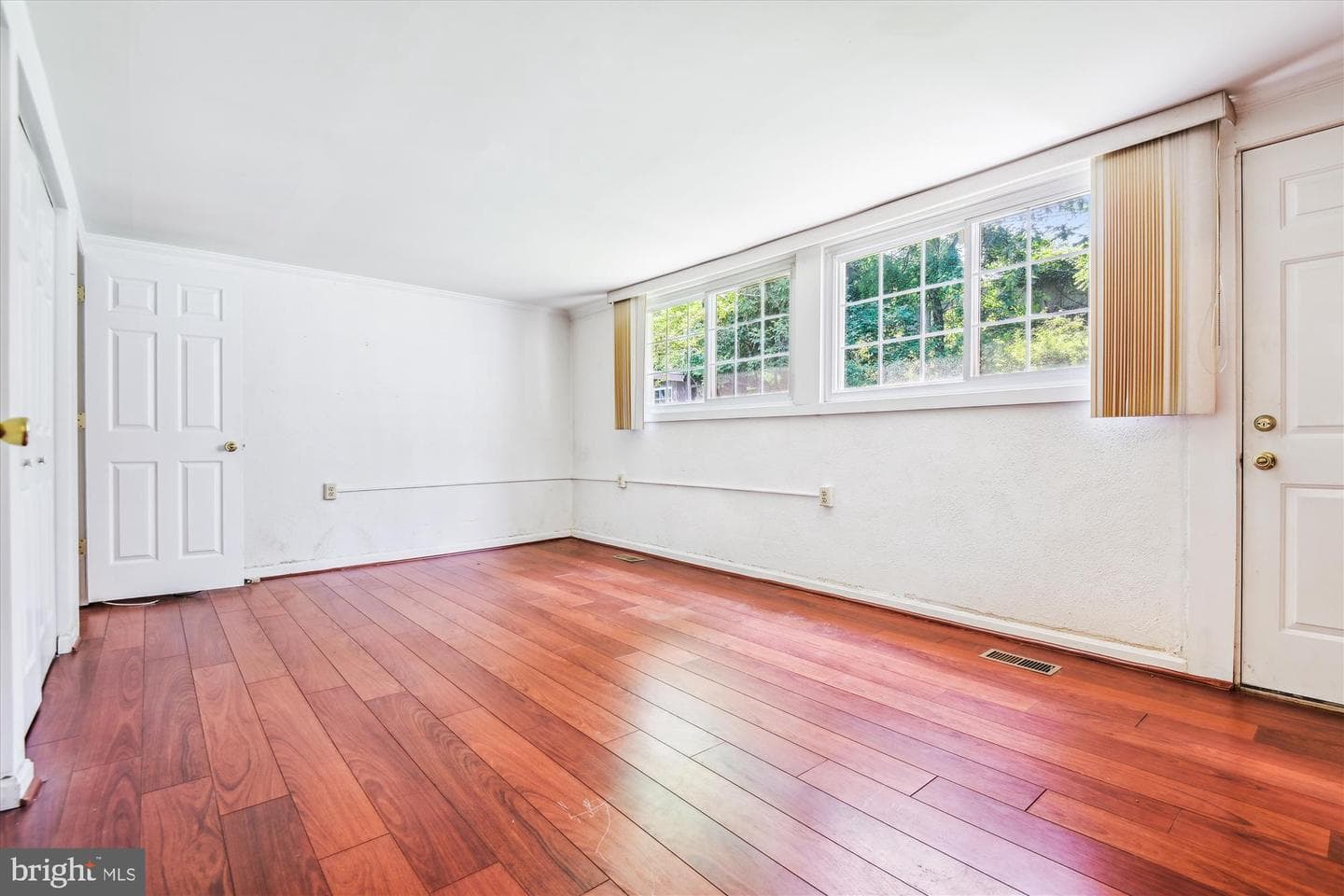 2907 Lightfoot Drive photo 5