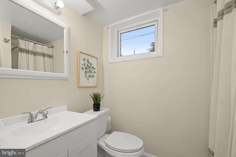 340 Stratford Road photo 32