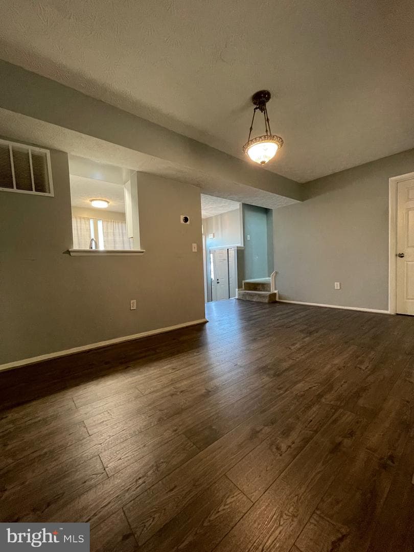 992 Joshua Tree Ct photo 5