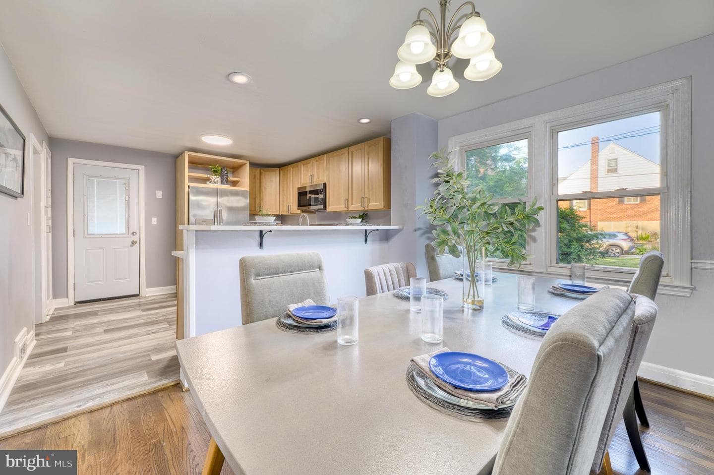3042 Moreland Avenue photo 12