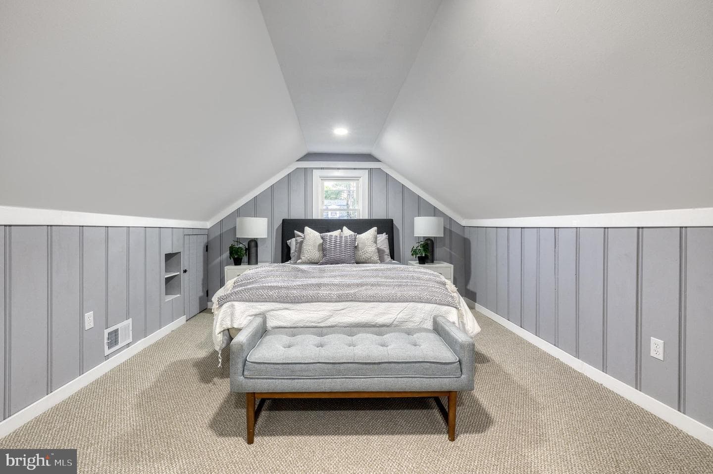 3042 Moreland Avenue photo 29