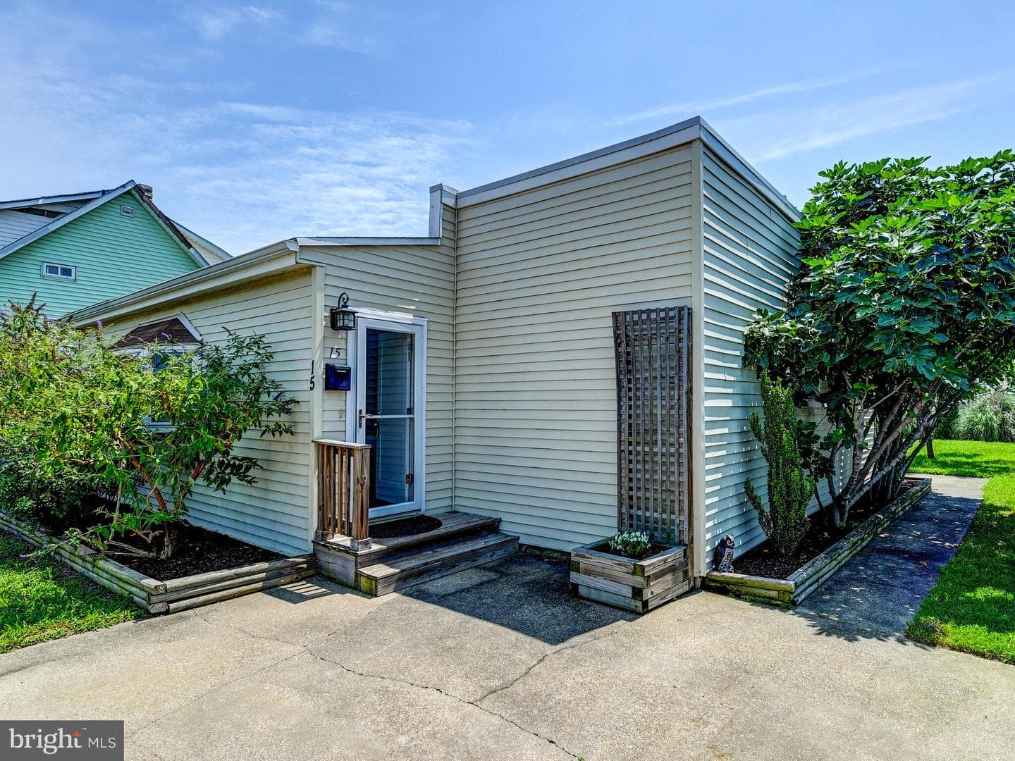 15 Maryland Avenue photo 5