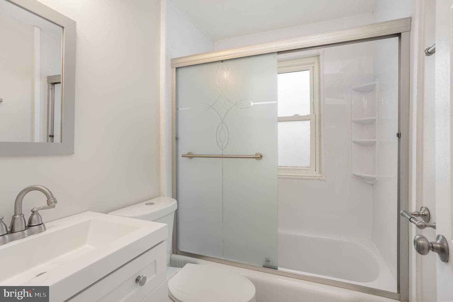 53 S Hawthorne Road photo 18