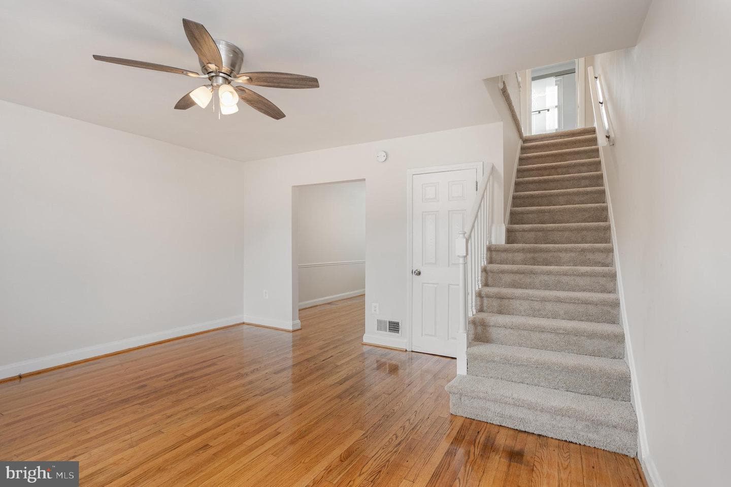 53 S Hawthorne Road photo 6