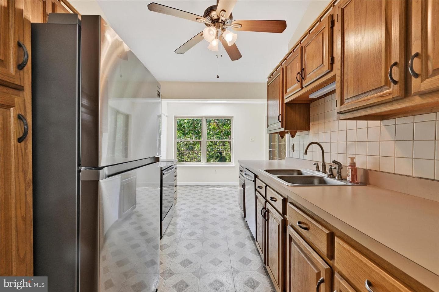 14202 Dove Creek Way #303 photo 11