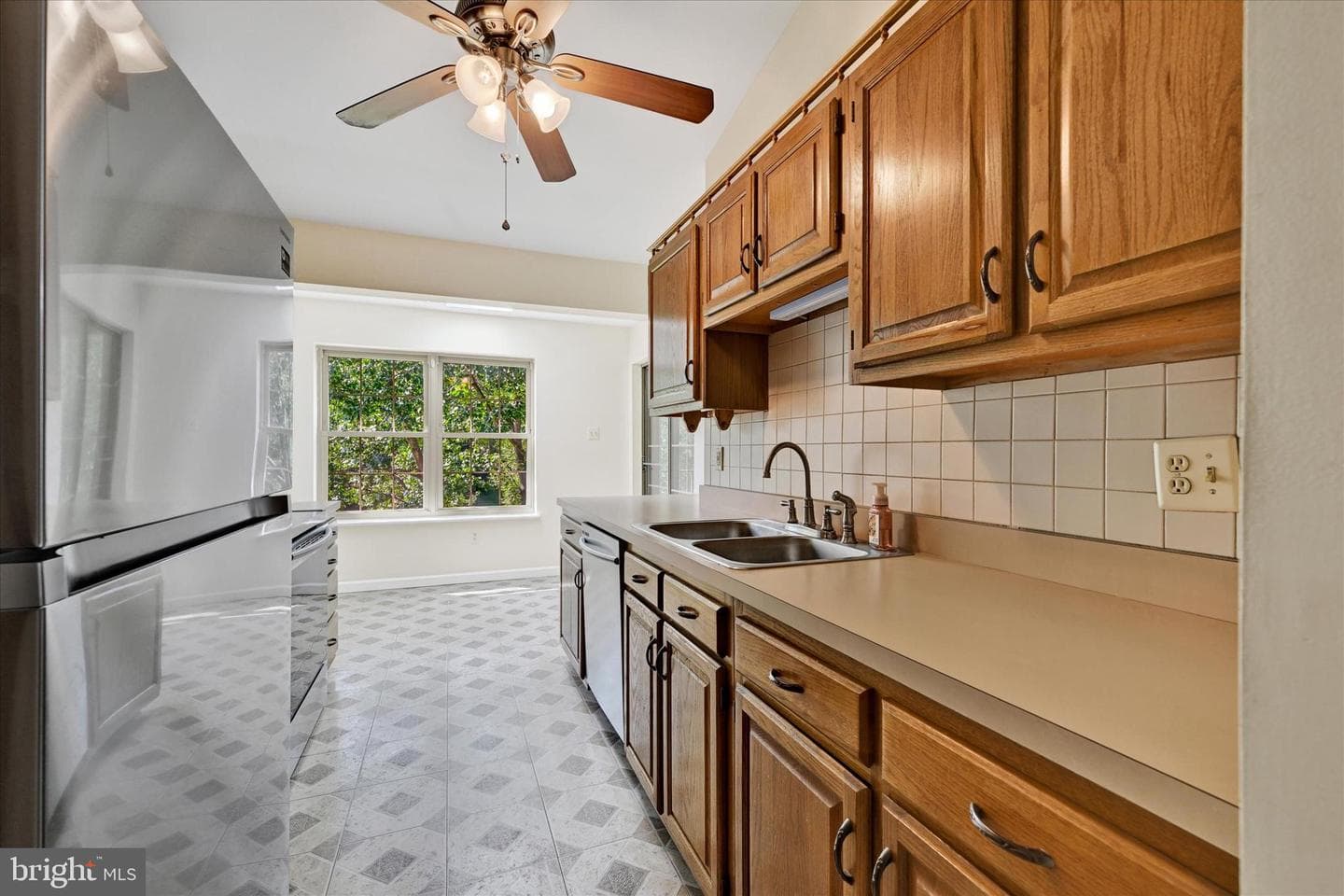 14202 Dove Creek Way #303 photo 12