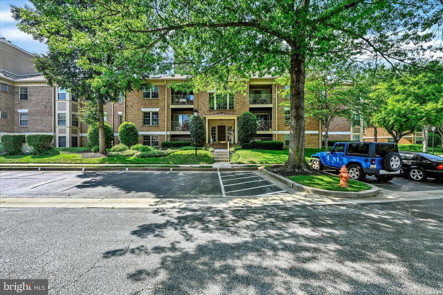 14202 Dove Creek Way #303 photo 2