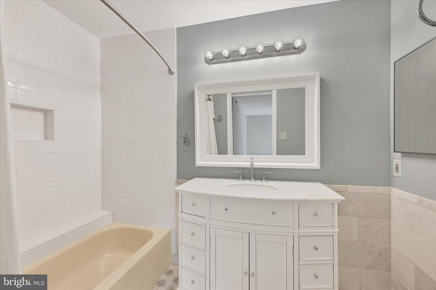 14202 Dove Creek Way #303 photo 26