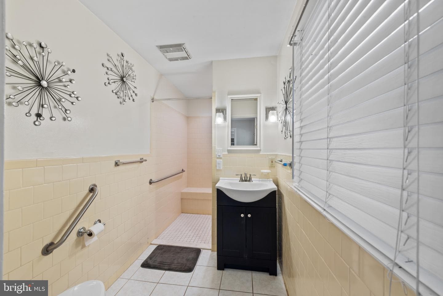1309 Midmeadow Road photo 28