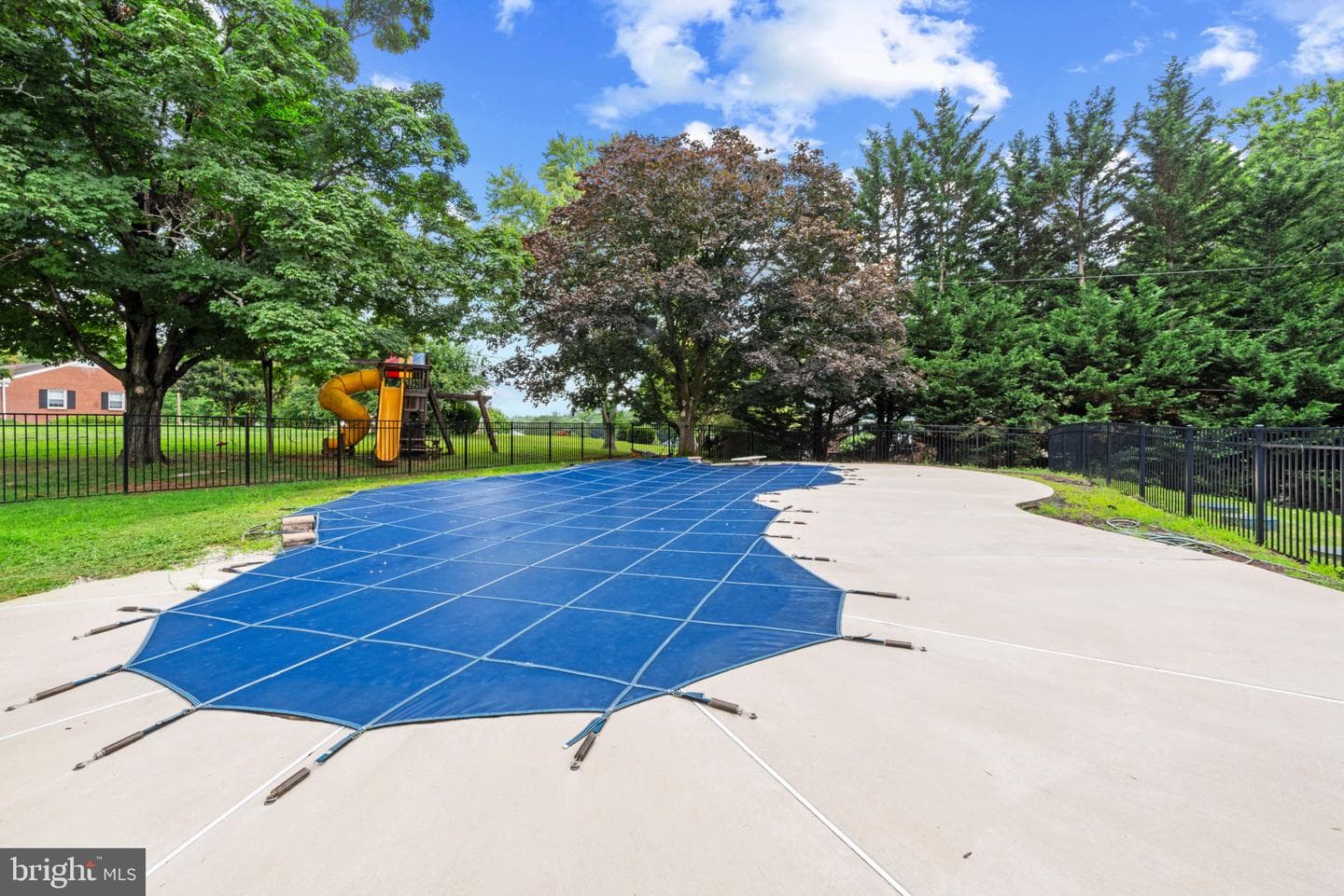 1309 Midmeadow Road photo 35