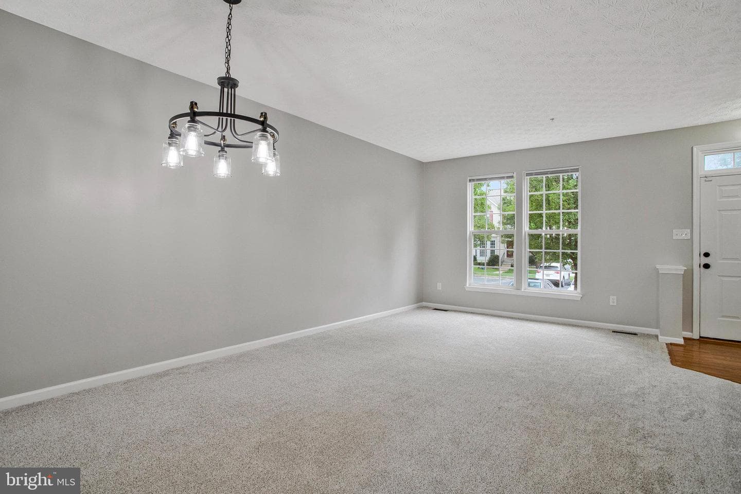 4527 Golden Meadow Drive photo 15