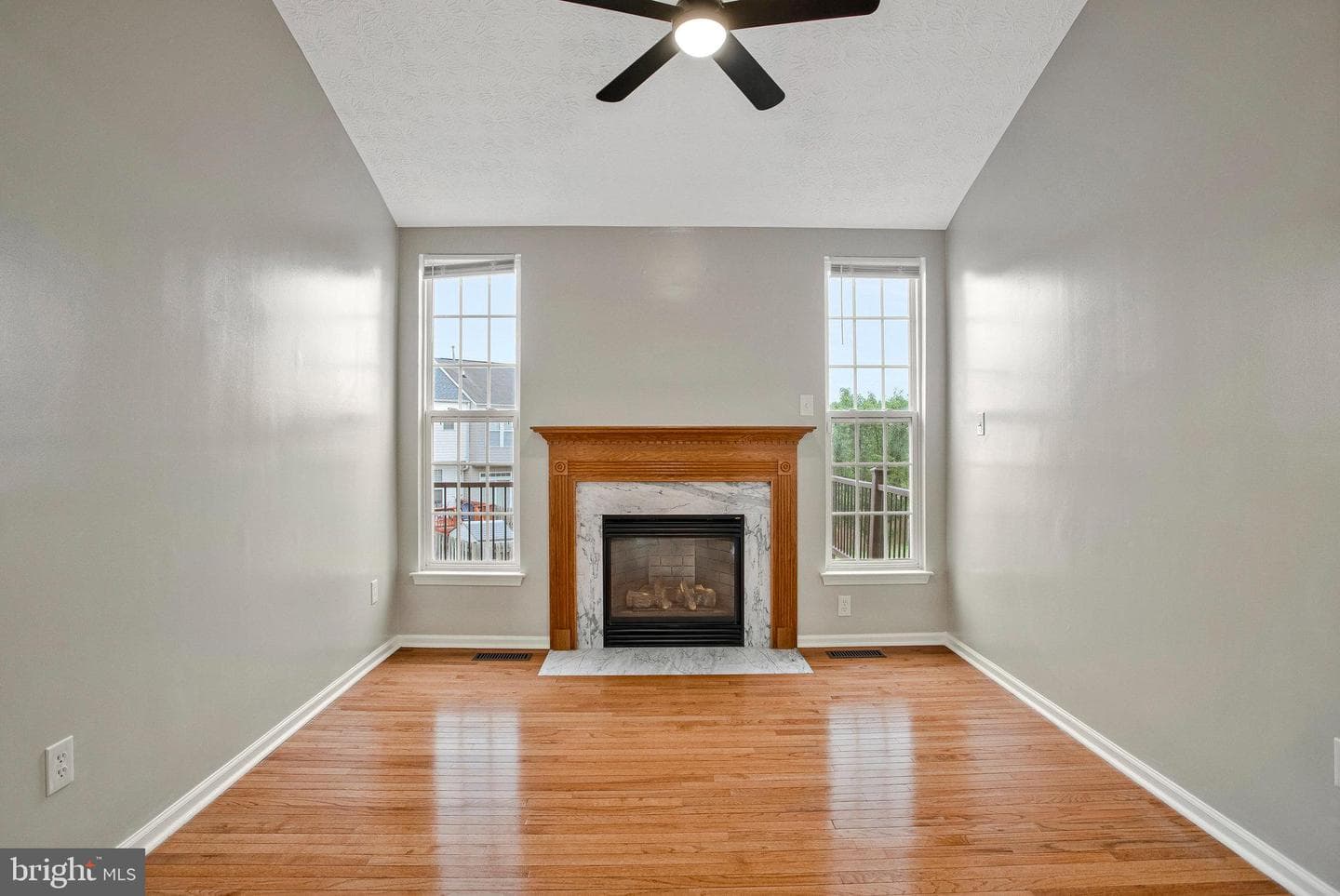 4527 Golden Meadow Drive photo 21