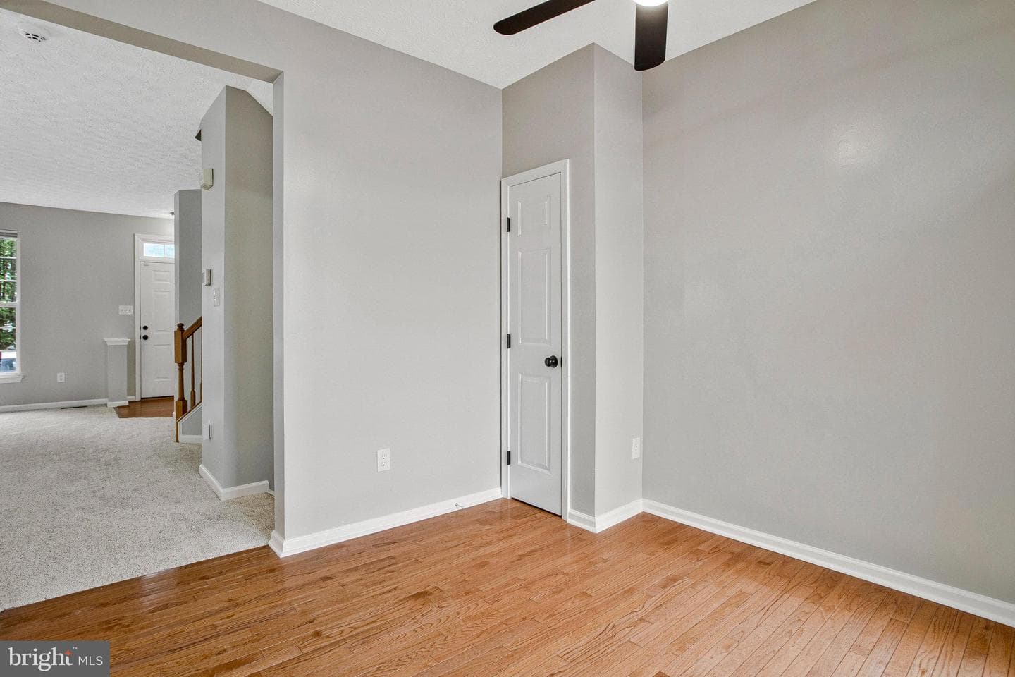 4527 Golden Meadow Drive photo 25