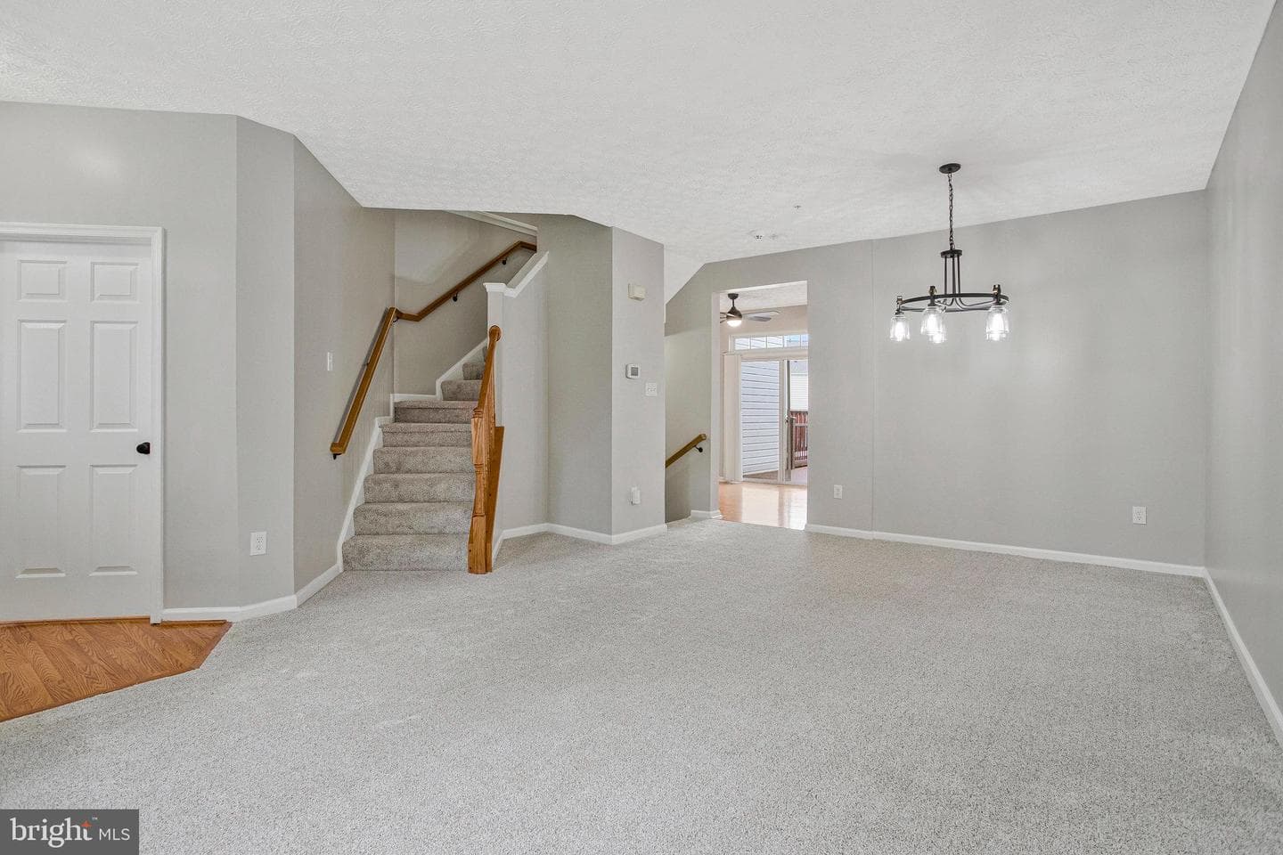 4527 Golden Meadow Drive photo 7