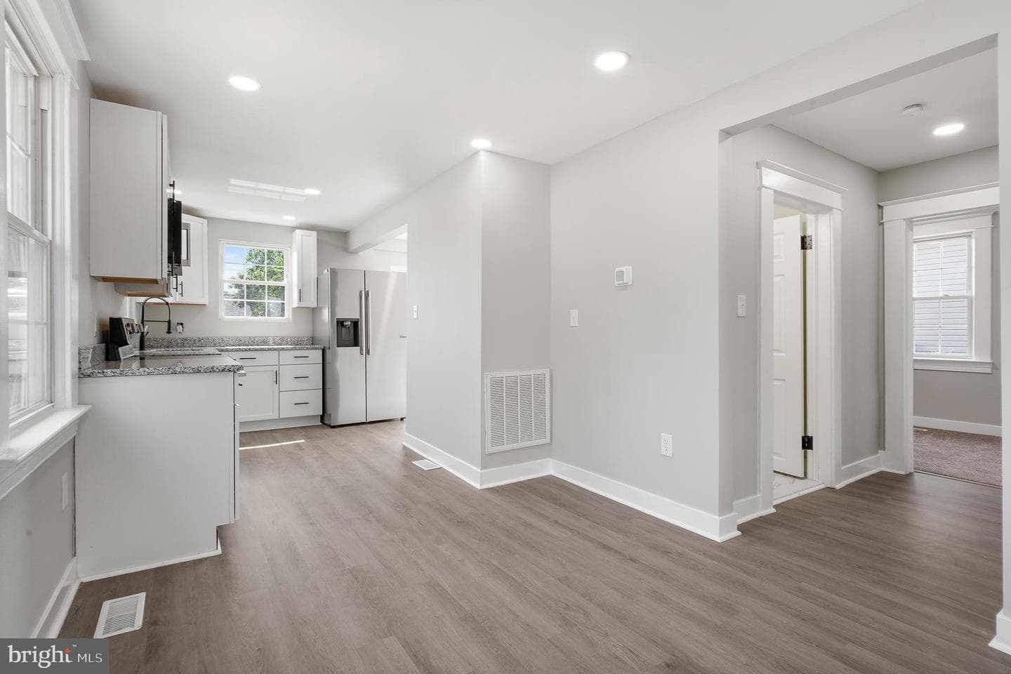 5 Seabright Avenue photo 18