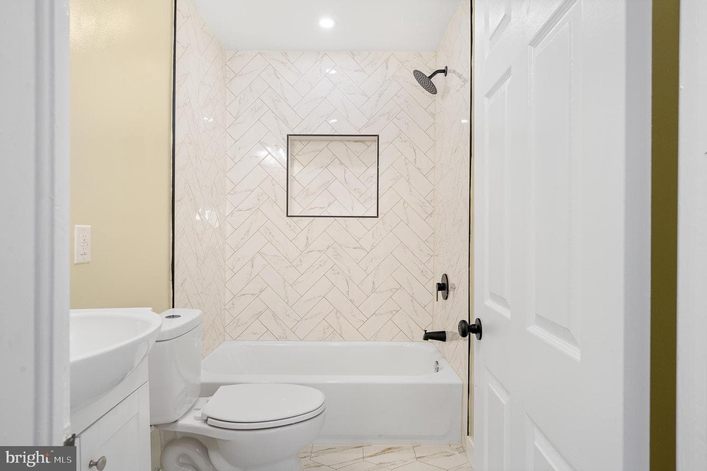 5 Seabright Avenue photo 30