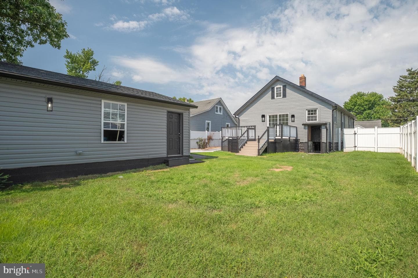 5 Seabright Avenue photo 4