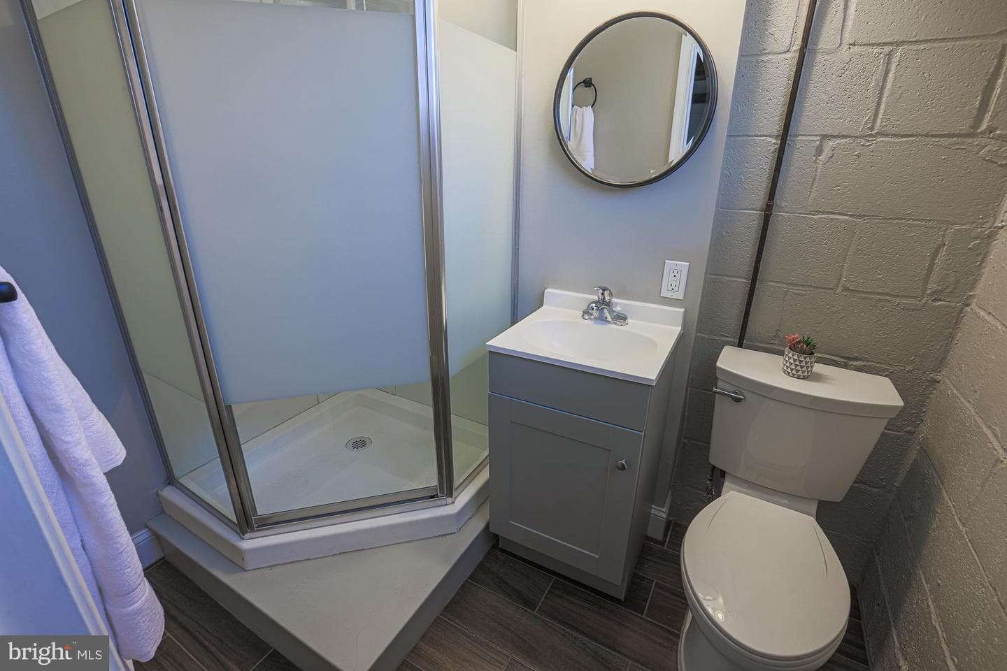 1417 Hopewell Avenue photo 38