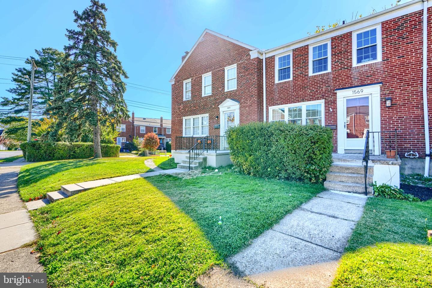 1569 Glen Keith Boulevard photo 2