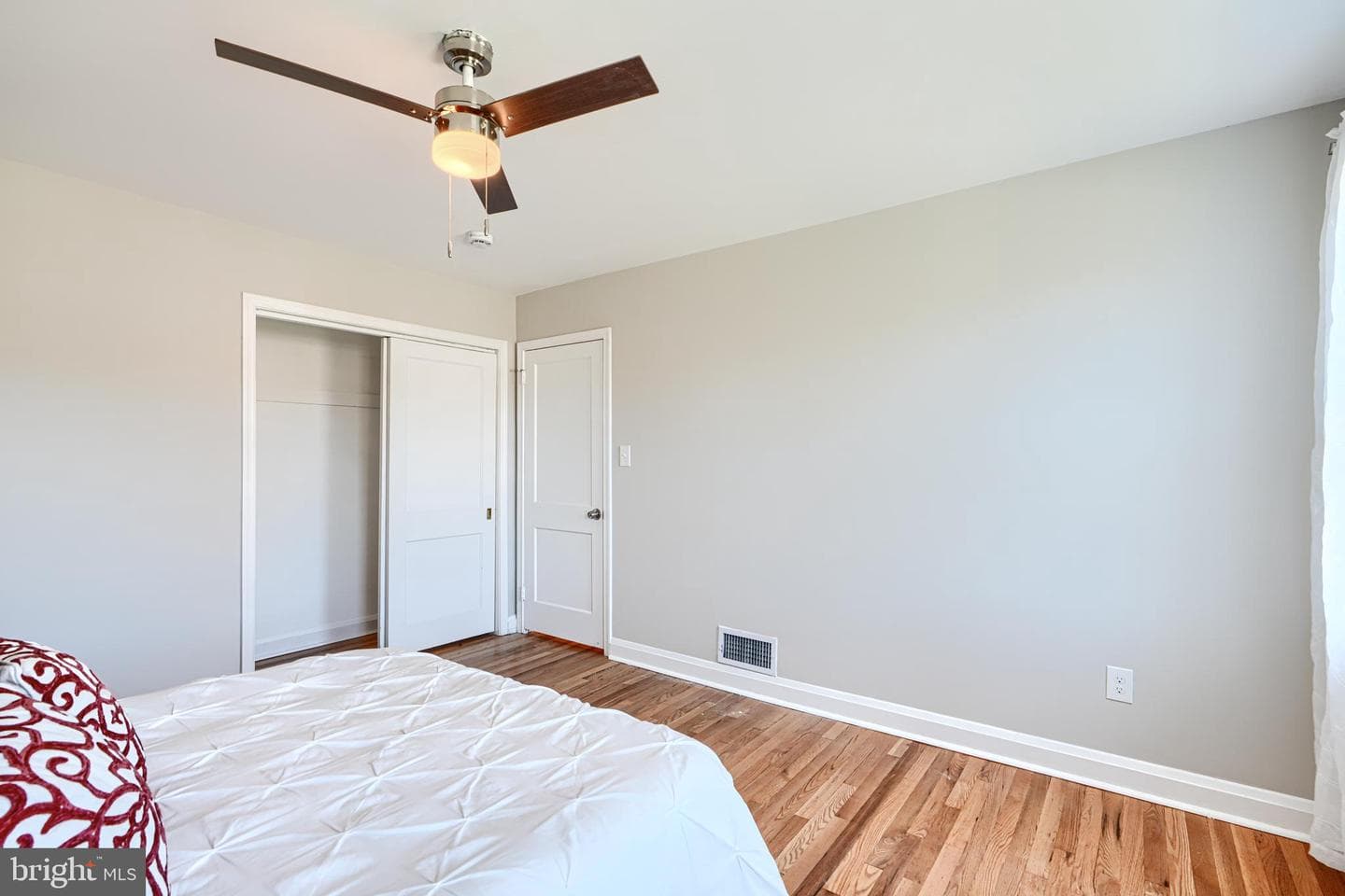 1569 Glen Keith Boulevard photo 34