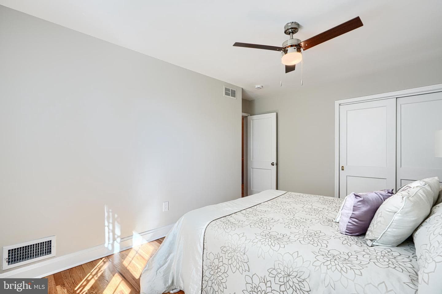 1569 Glen Keith Boulevard photo 37