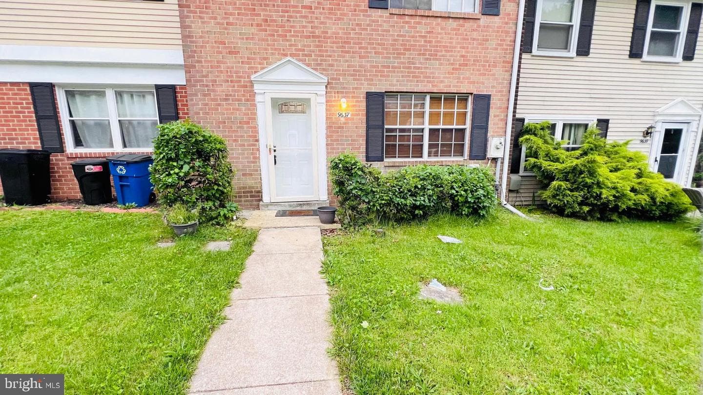 9637 Axehead Court photo 2