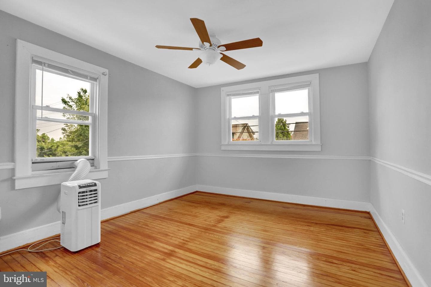 1326 Birch Avenue photo 19
