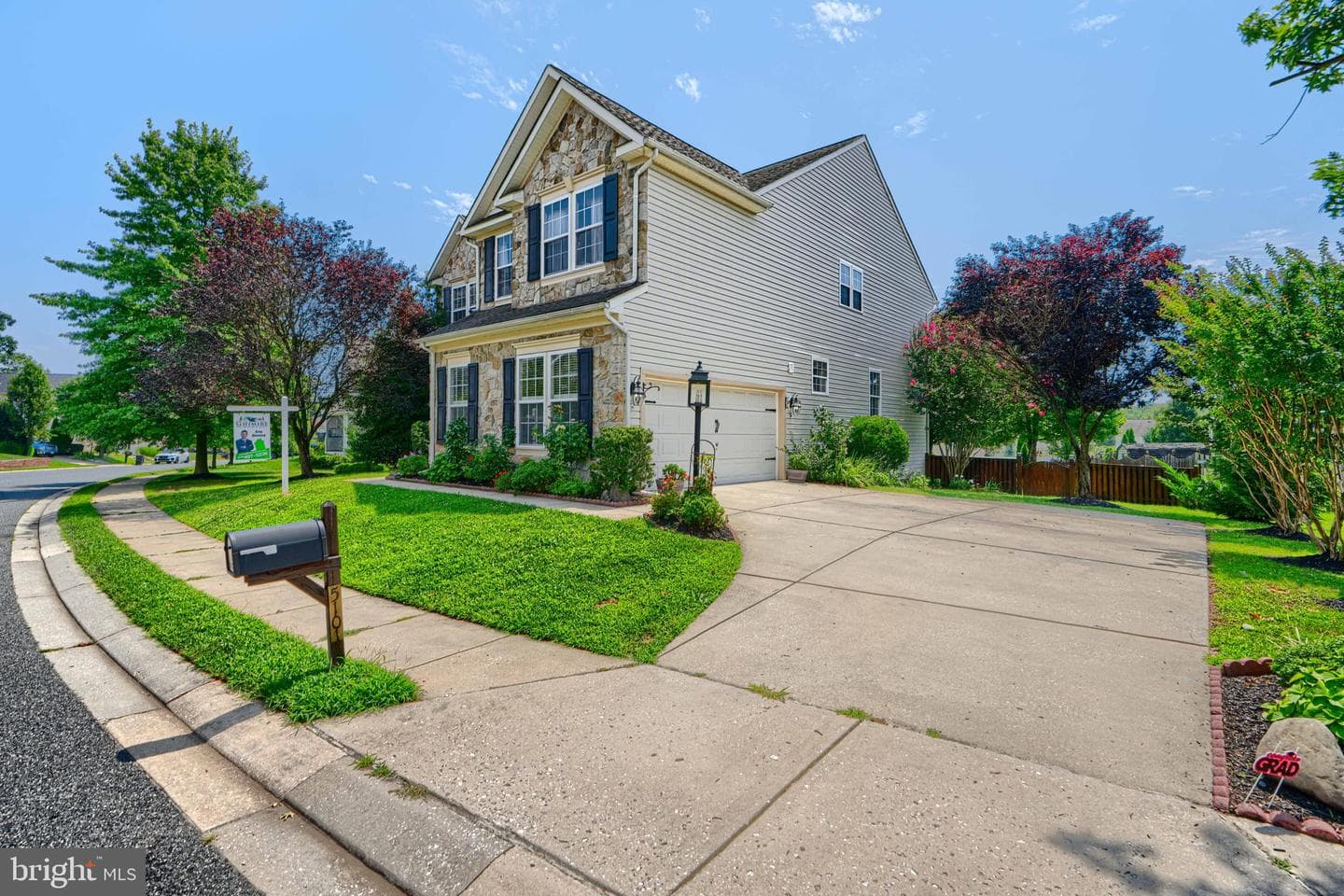 5101 Crest Haven Way photo 3