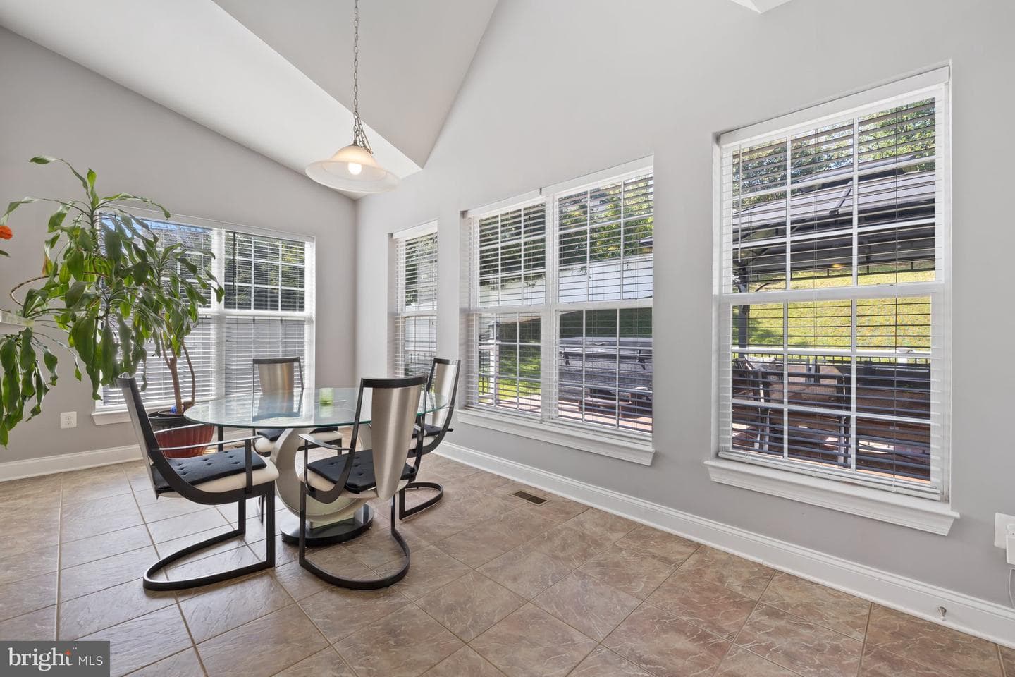 6 Cedar Grove Court photo 10