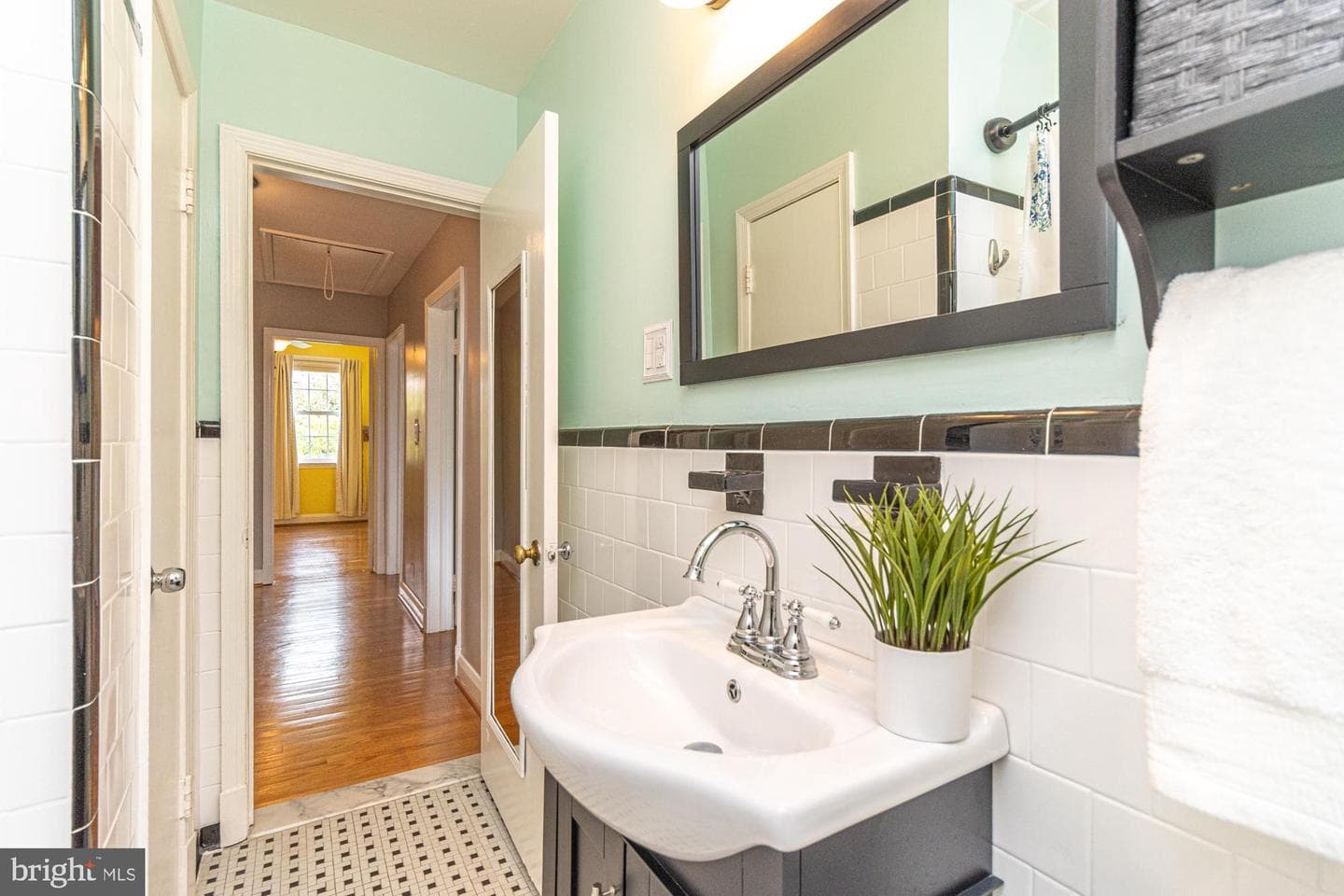 7102 Rodgers Court photo 16