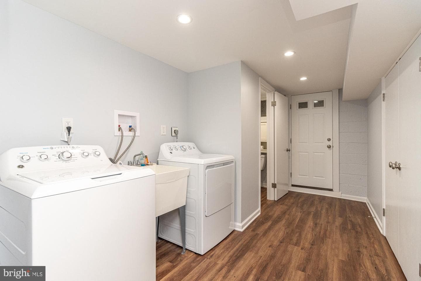 7102 Rodgers Court photo 28