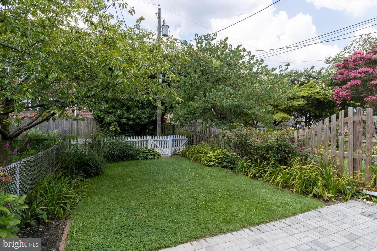7102 Rodgers Court photo 32