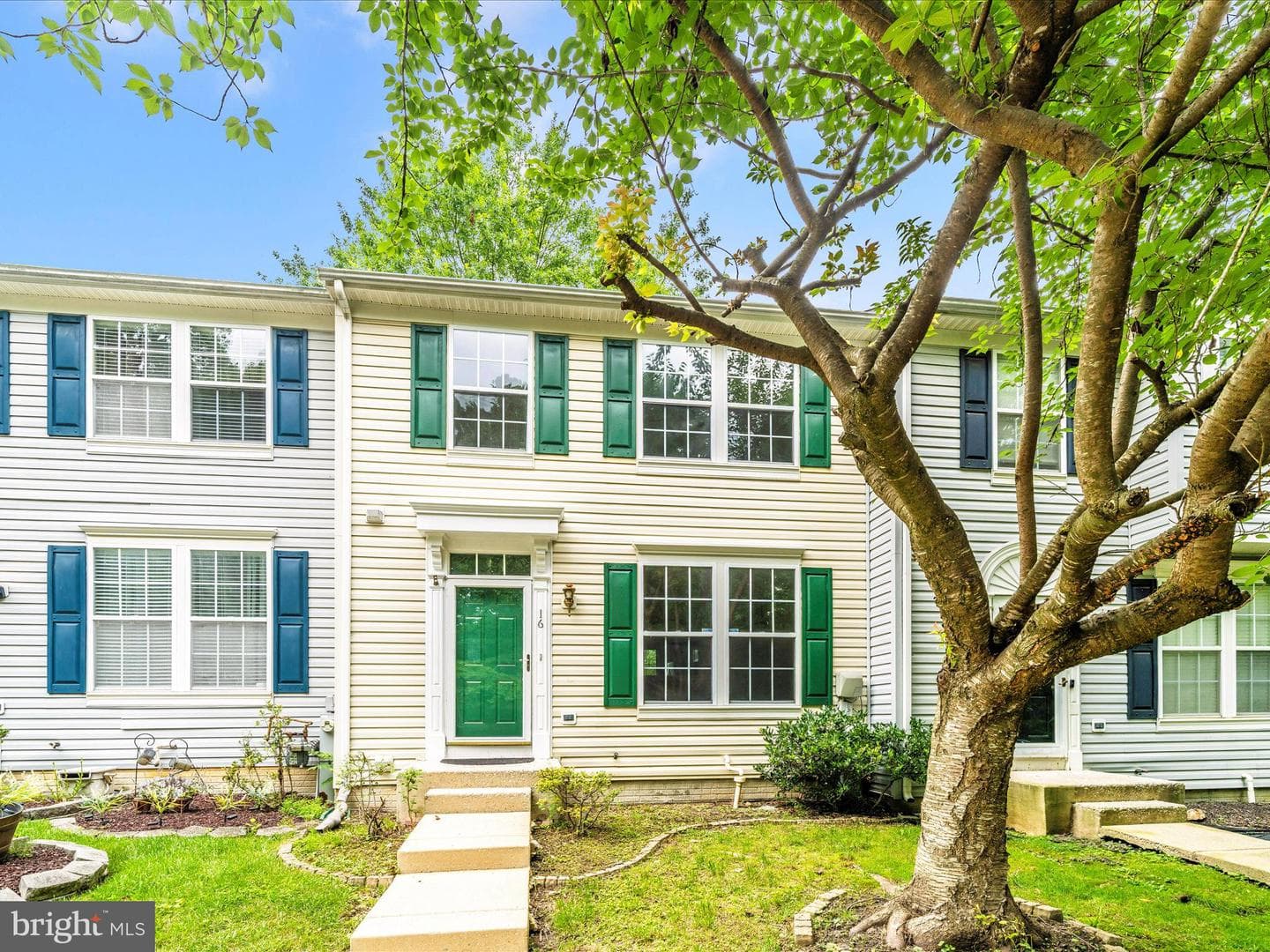 16 Cypress Grove photo 1