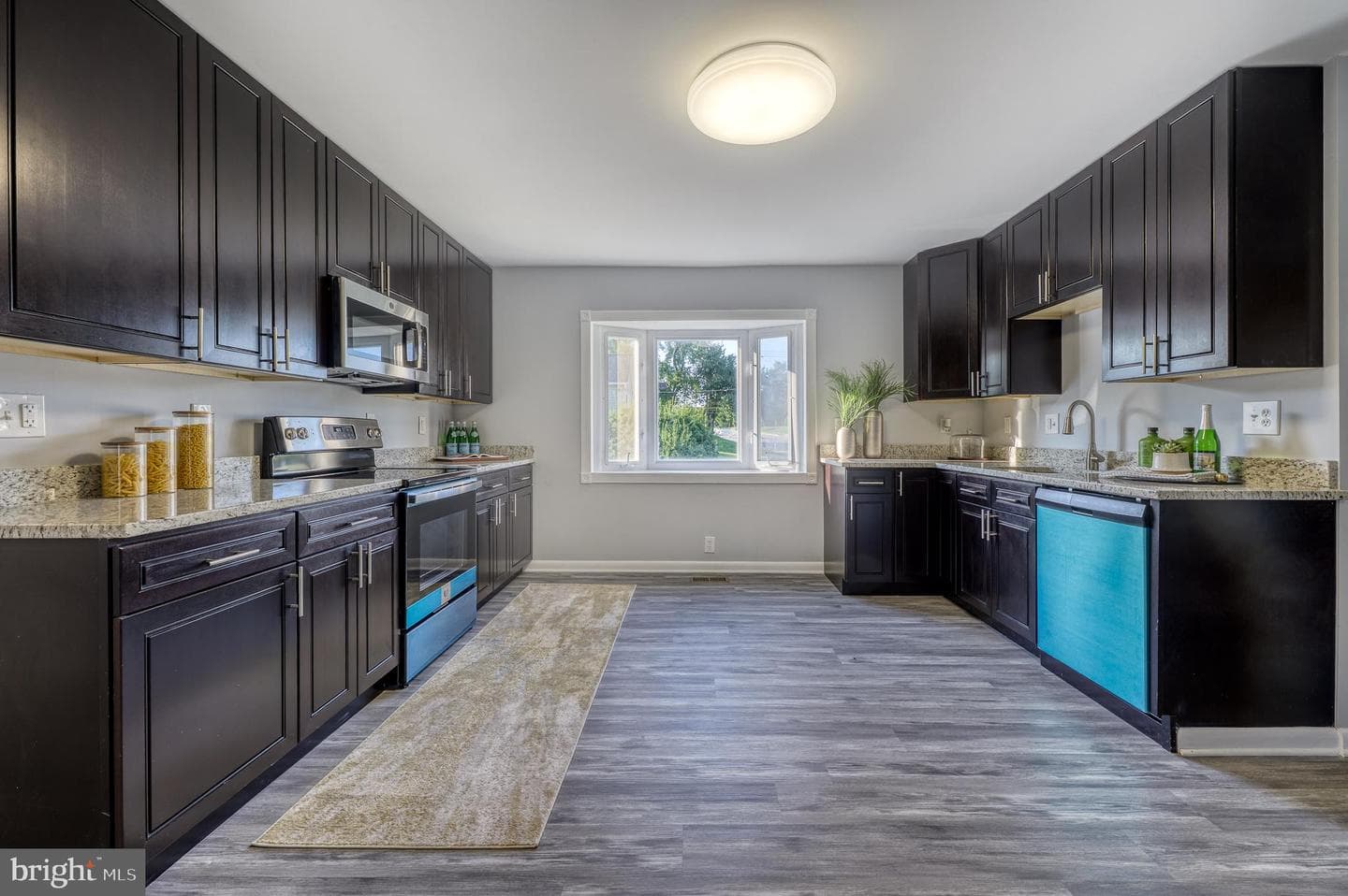 510 Middle River Road photo 19