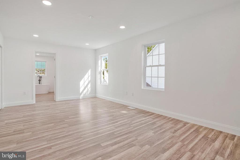 9538 Meadows Farm Drive photo 22