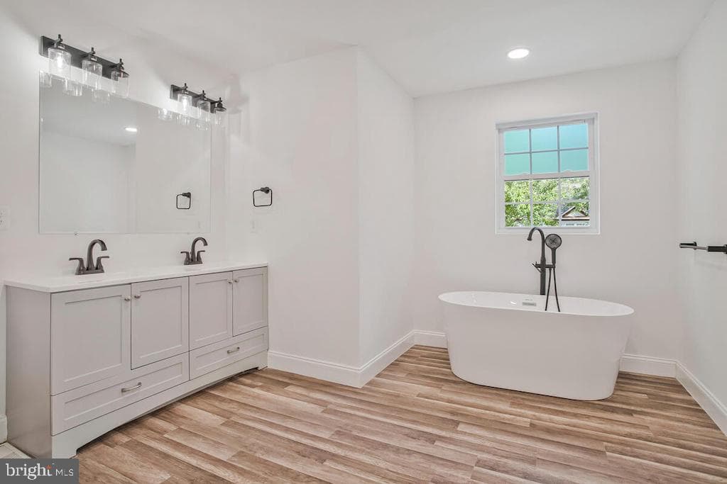 9538 Meadows Farm Drive photo 23