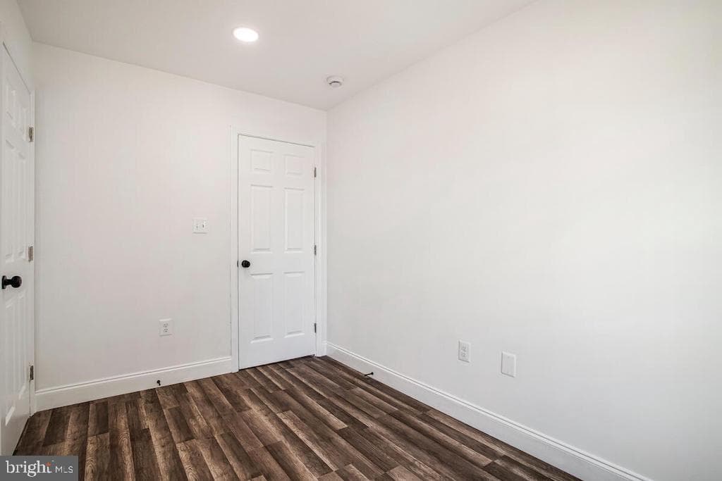 9538 Meadows Farm Drive photo 29