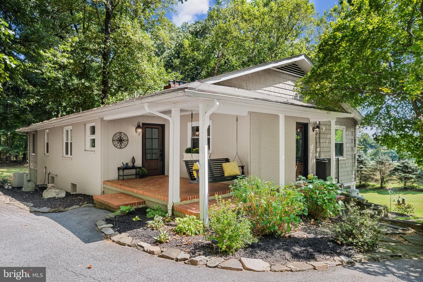 1238 Monkton Road photo 1