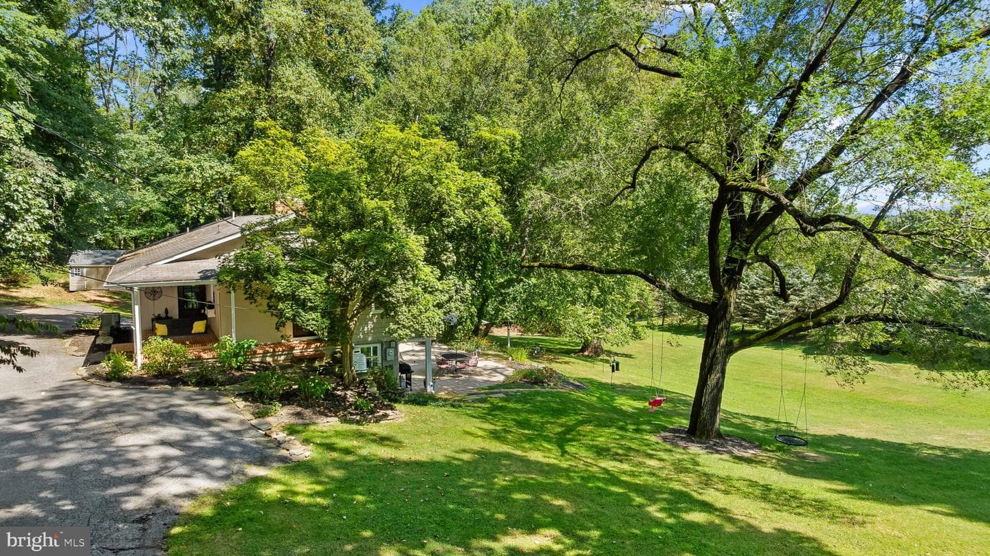 1238 Monkton Road photo 42
