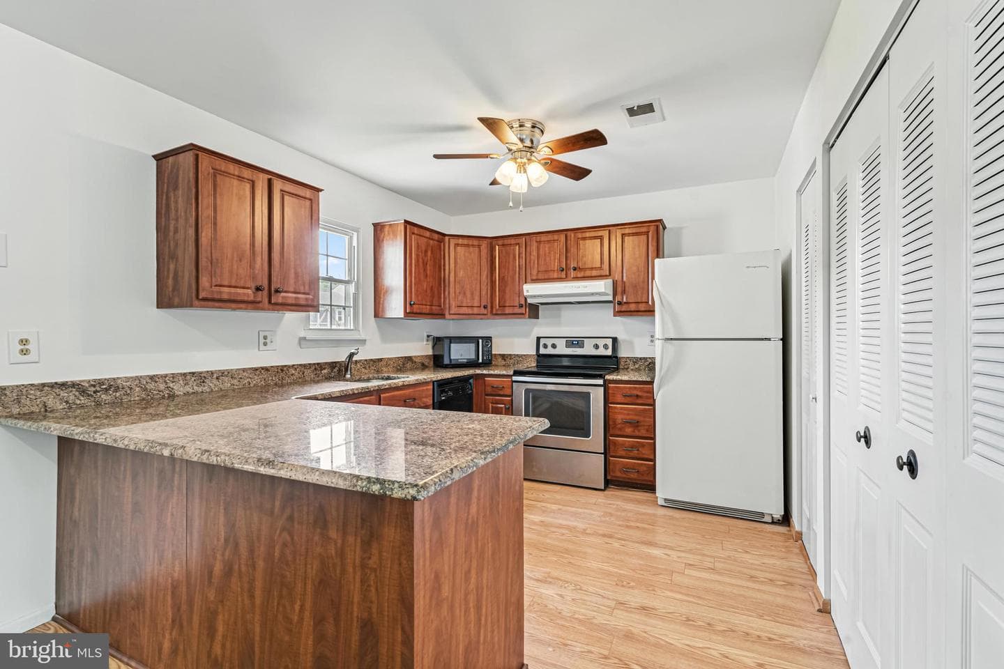 2318 Lodge Forest Drive photo 16