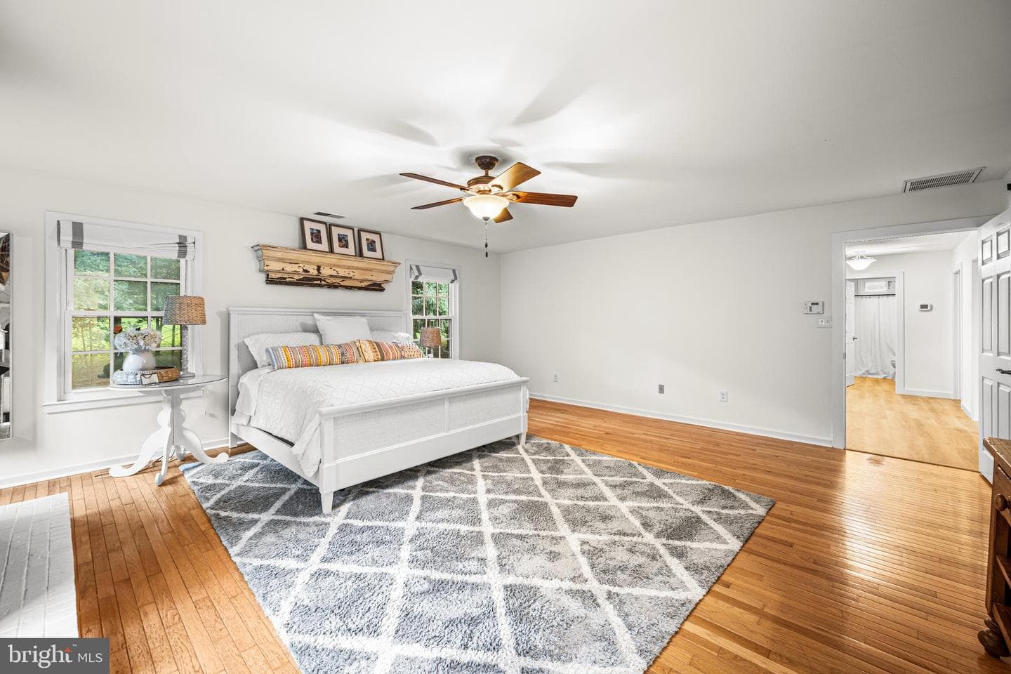 11600 Greenspring Avenue photo 22