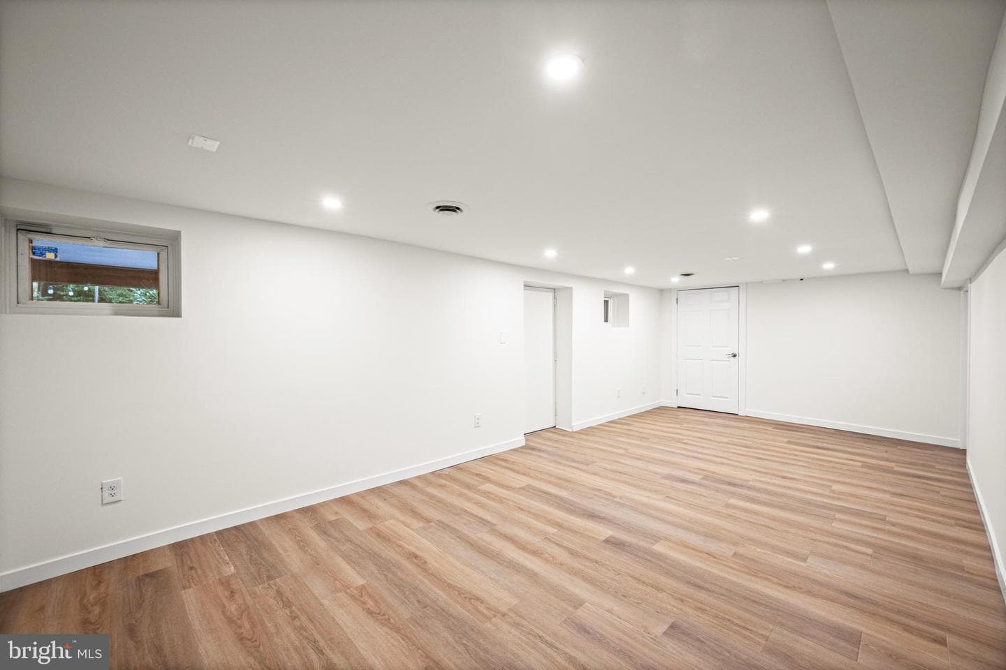 11600 Greenspring Avenue photo 33