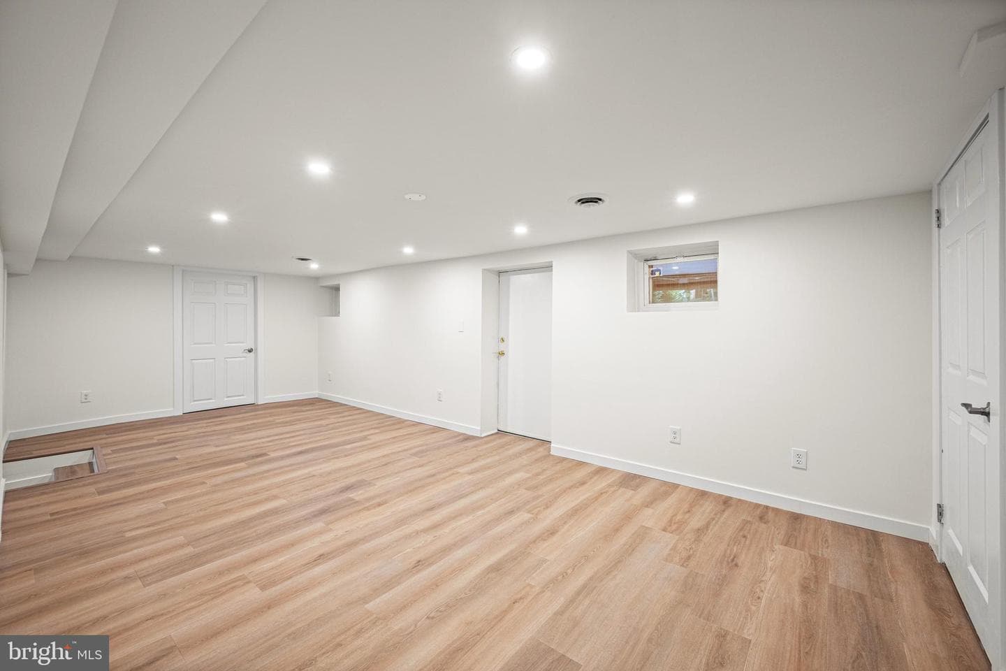 11600 Greenspring Avenue photo 37