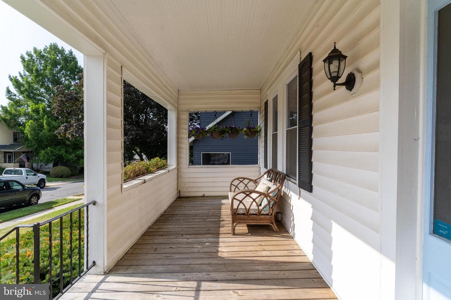 522 Elmwood Road photo 1