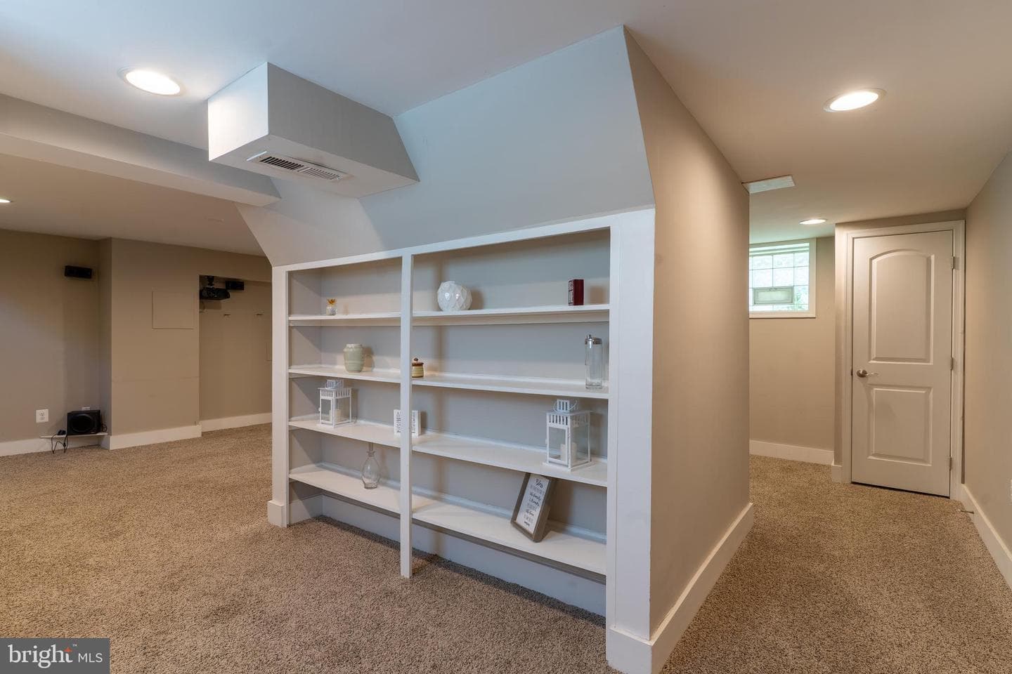 522 Elmwood Road photo 32