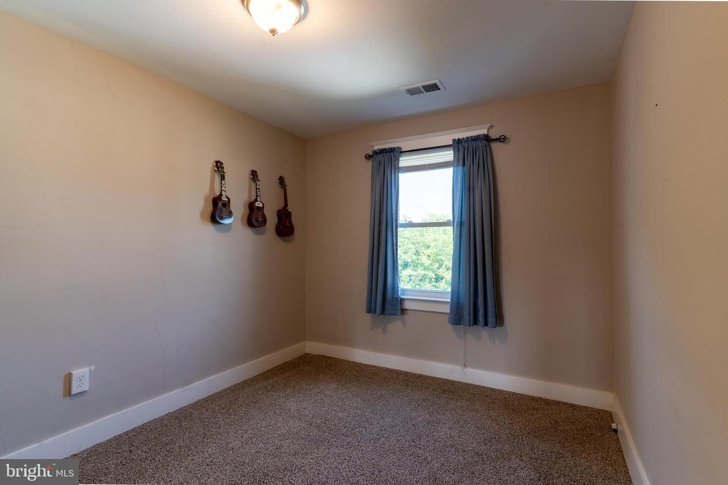 522 Elmwood Road photo 45