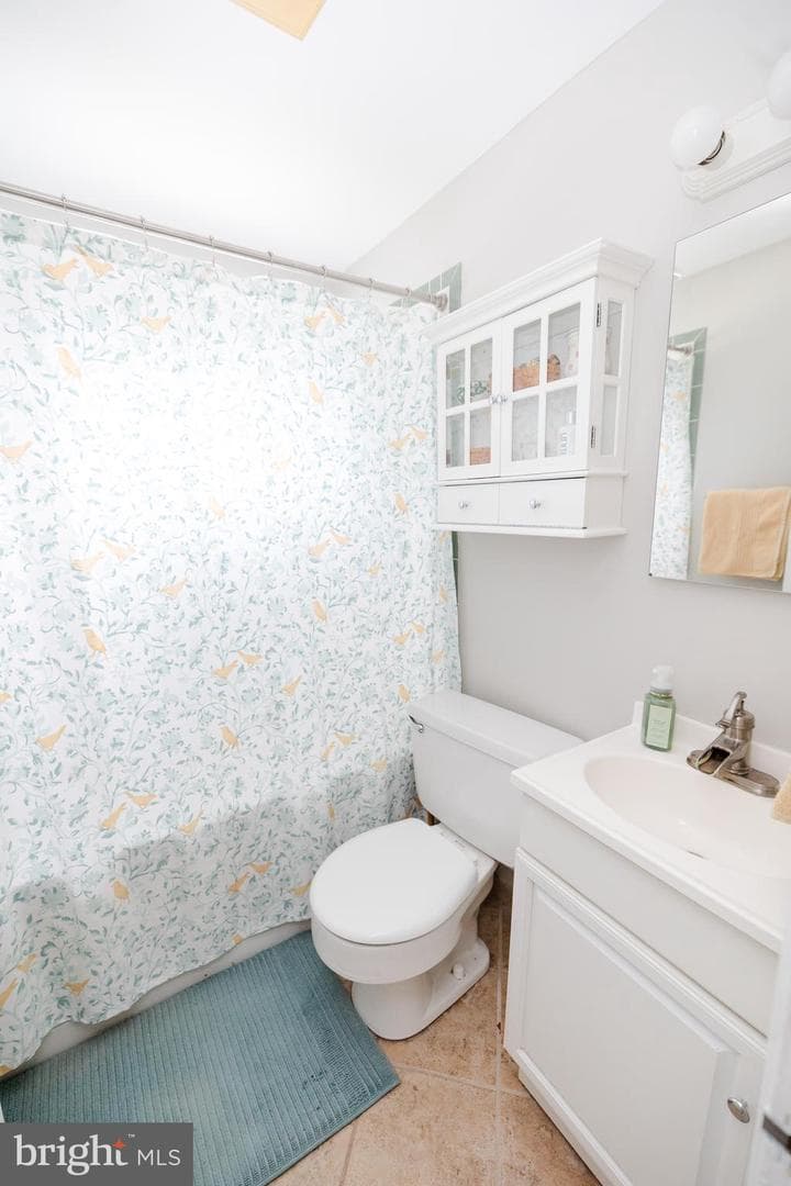 1083 Elm Road photo 19